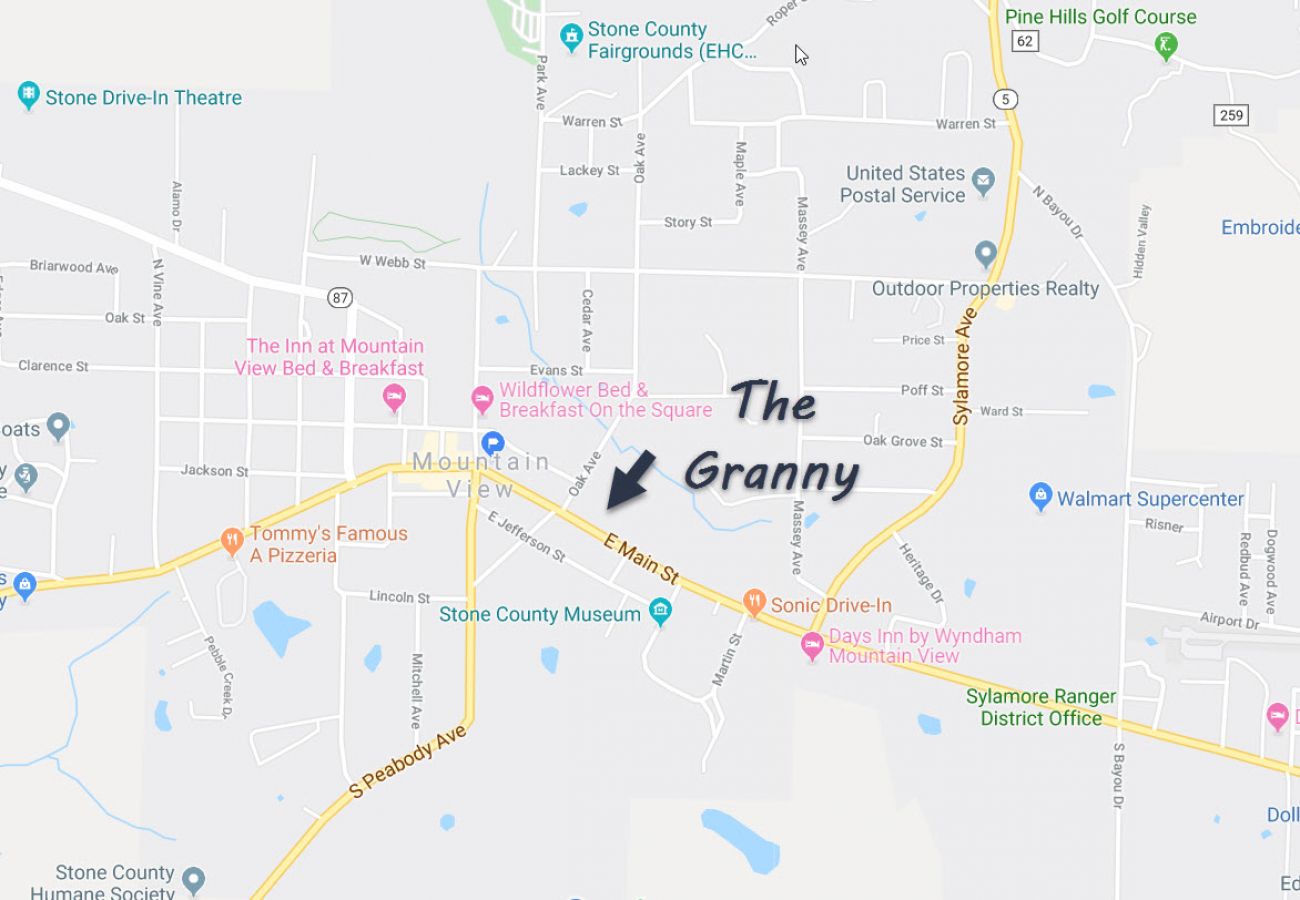 Cottage in Mountain View - The Granny Cottage ~ on Main Street