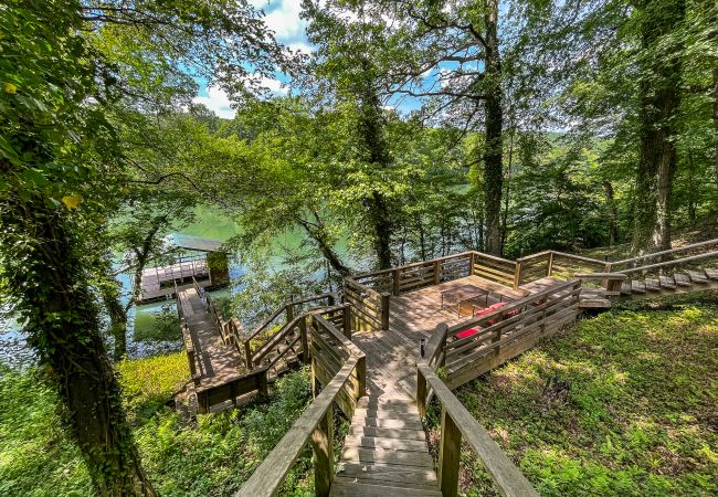 House in Heber Springs - Reel Comfort Cabin ~ on the Little Red River