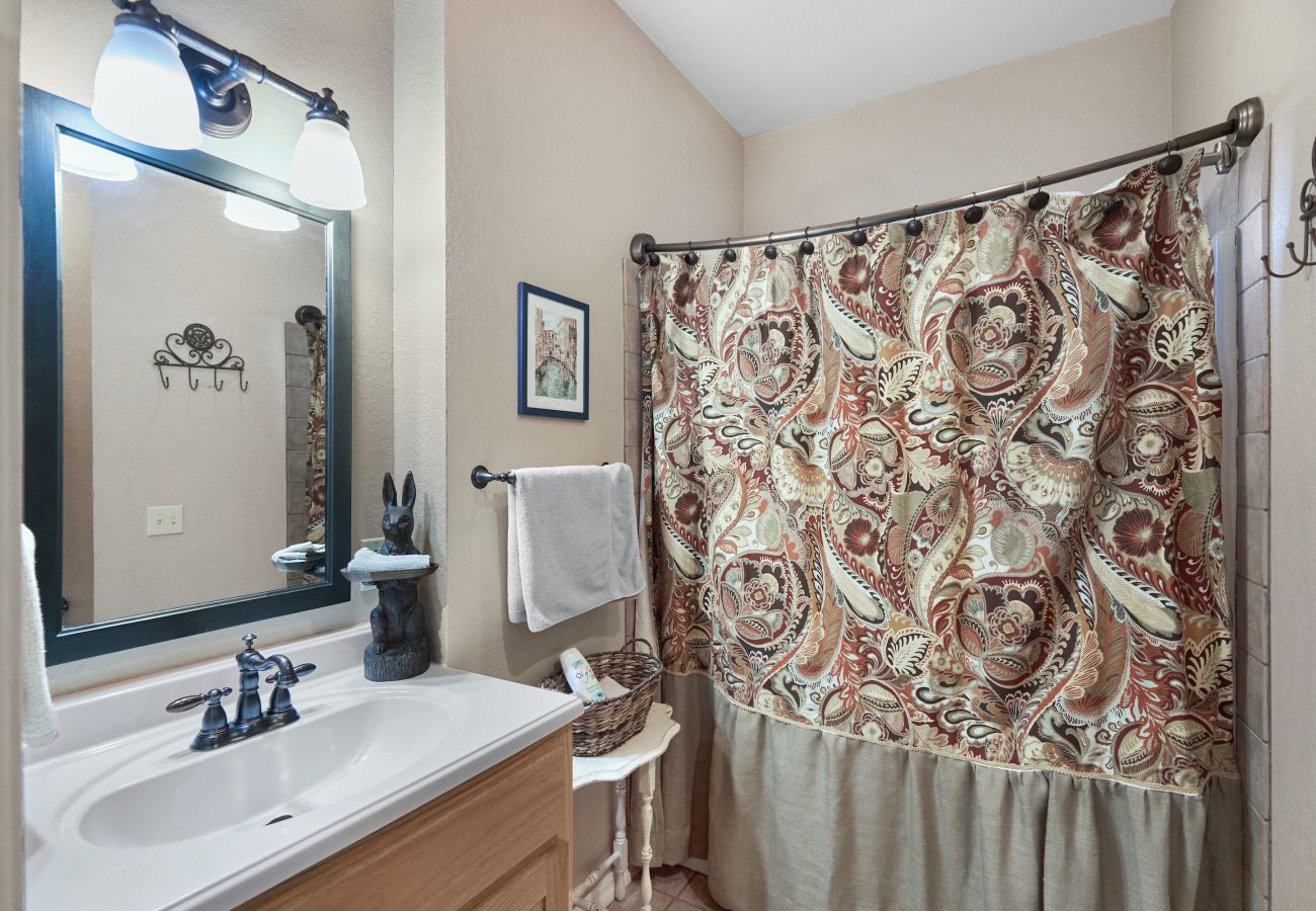 House in Heber Springs - Reel Comfort Cabin ~ on the Little Red River