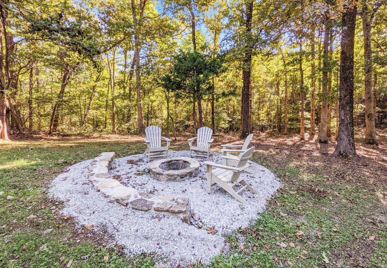 House in Mountain View - Lagniappe Cabin ~ romantic getaway