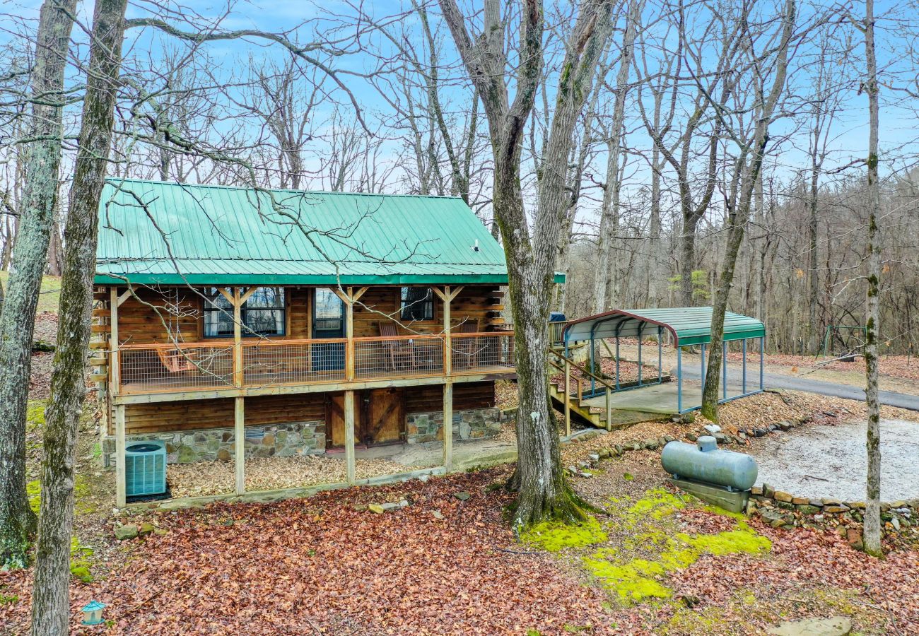 House in Mountain View - Lagniappe Cabin ~ romantic getaway