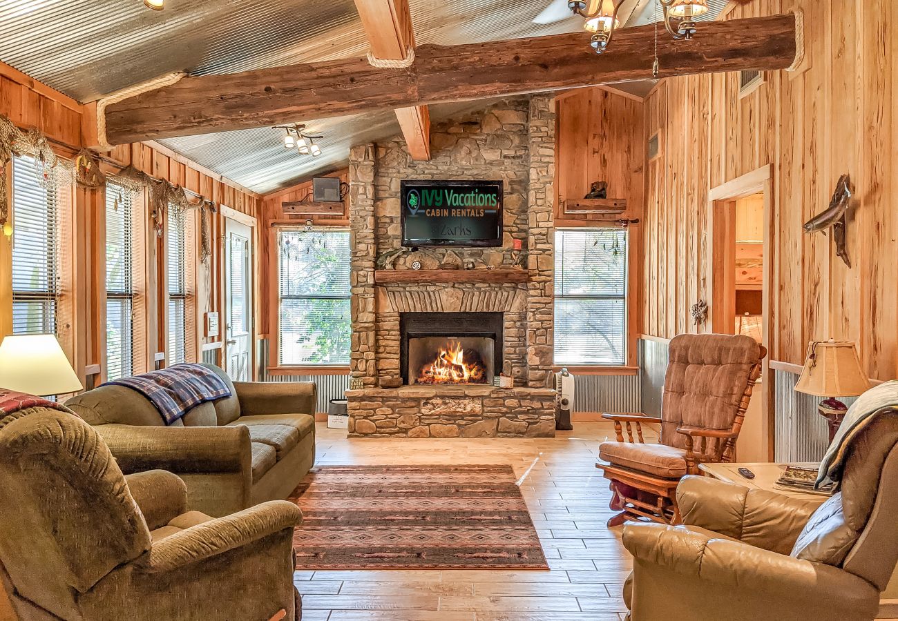 House in Mountain View - Coolwater Comfort ~ on the White River