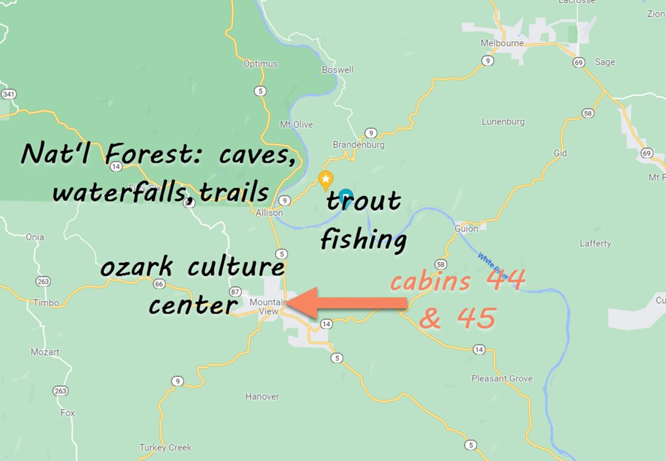 House in Mountain View - #44 Pinewood Cabin ~ next to the square