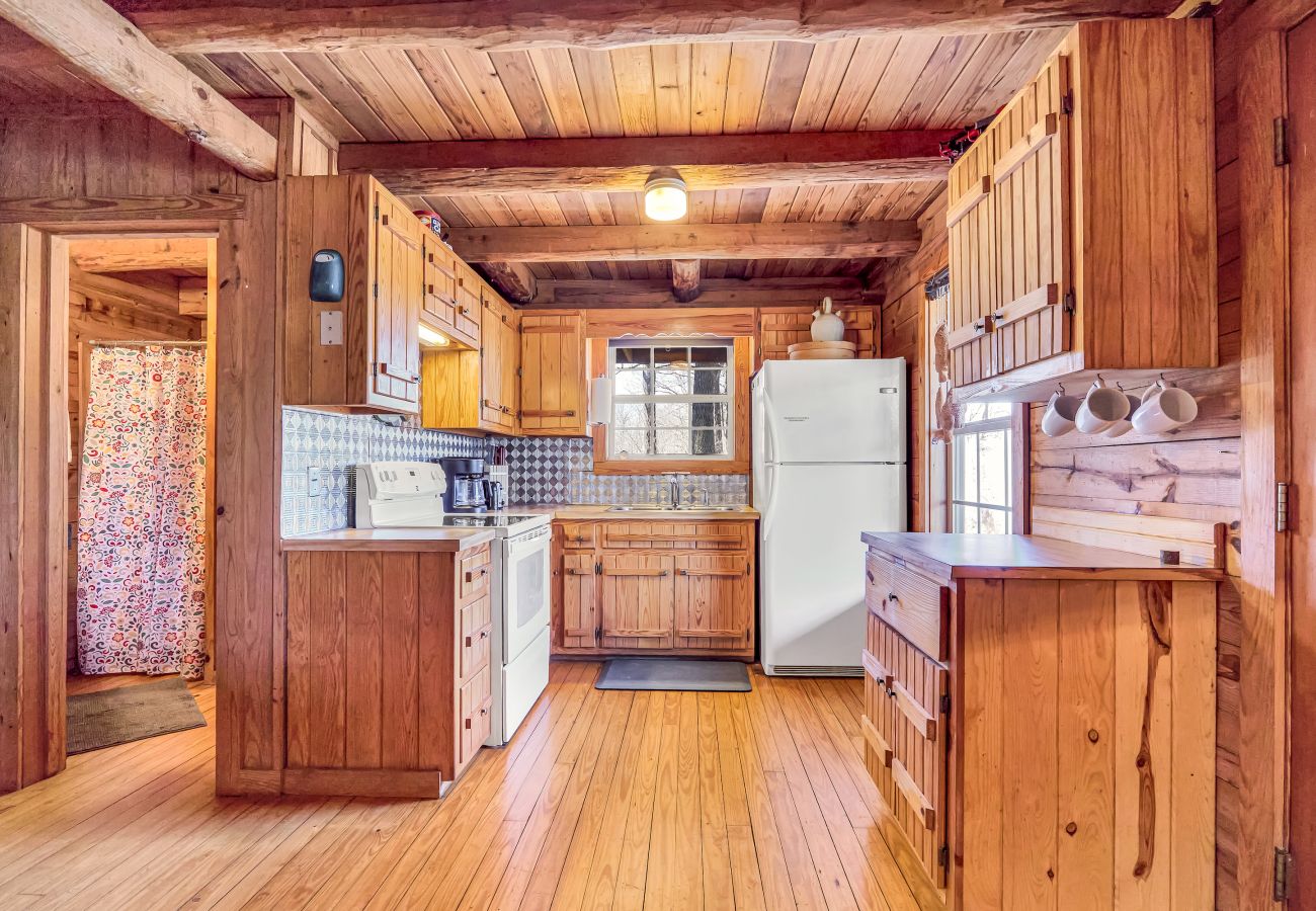 House in Heber Springs - Little Dunham River Cabin ~ on the Little Red