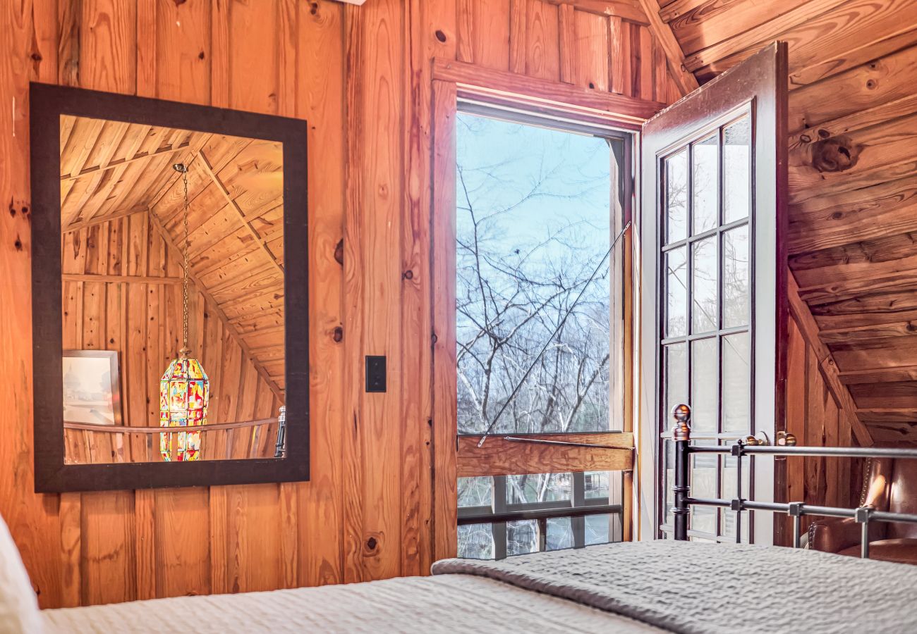 House in Heber Springs - Little Dunham River Cabin ~ on the Little Red