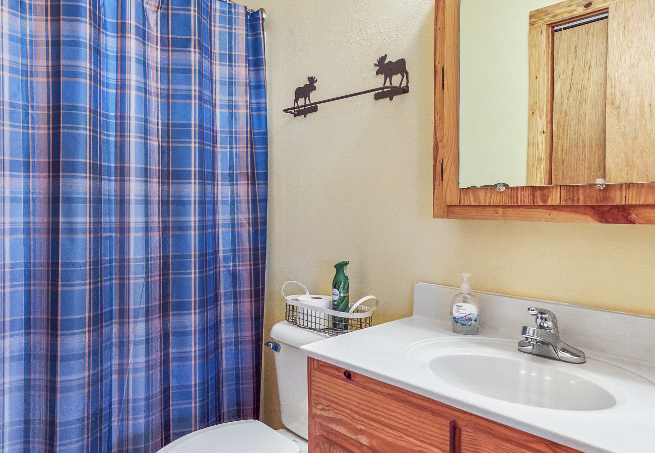 House in Heber Springs - Little Dunham River Cabin ~ on the Little Red