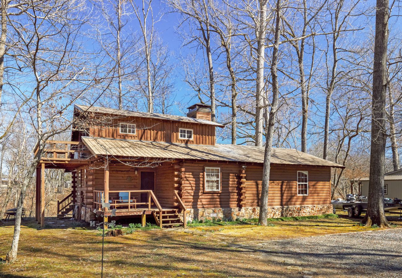 House in Heber Springs - Little Dunham River Cabin ~ on the Little Red