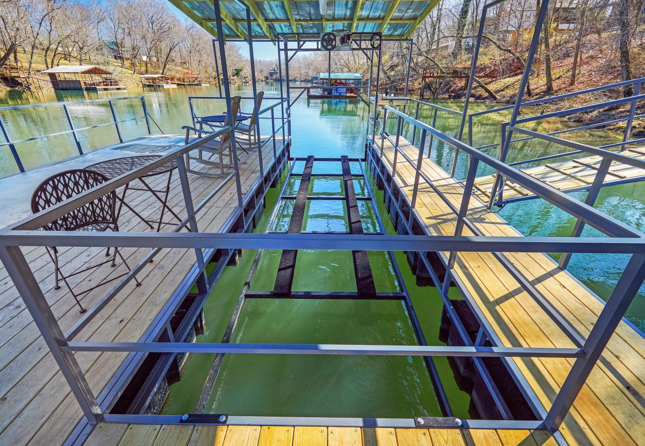 House in Heber Springs - Little Dunham River Cabin ~ on the Little Red