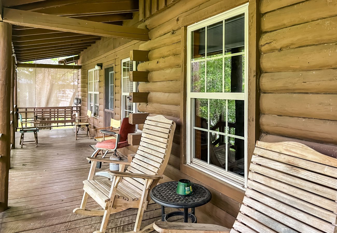 House in Heber Springs - Little Dunham River Cabin ~ on the Little Red