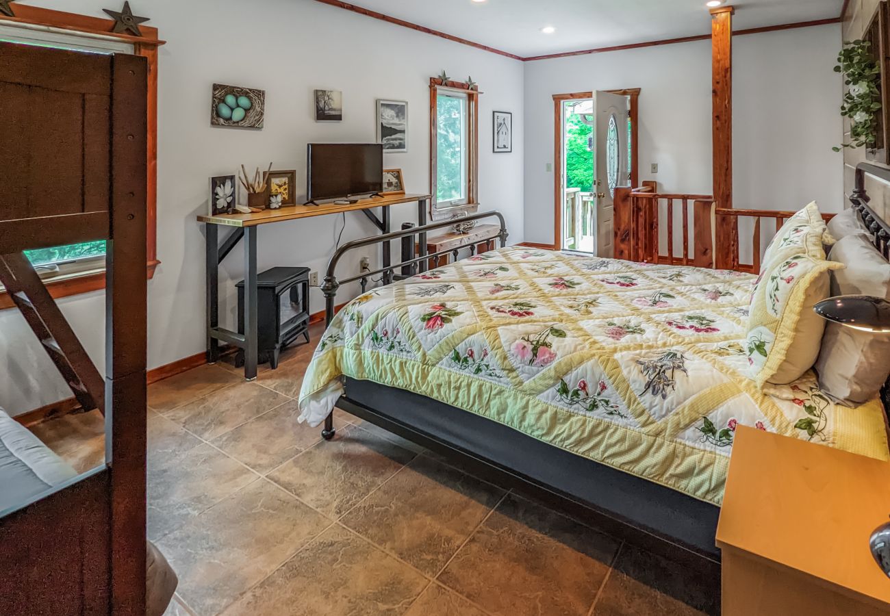 House in Mountain View - Round Bottom View ~ near public access