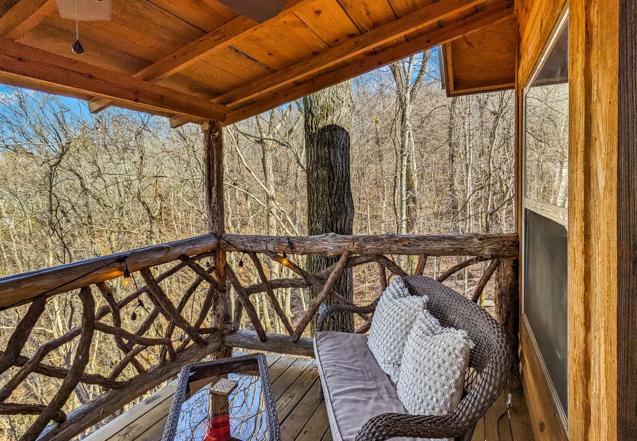 Cabin in Mountain View - Treehouse Thyme - total privacy in woods