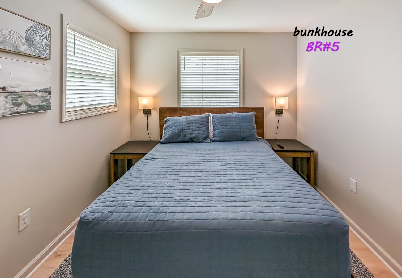 House in Clinton - Choctaw Bay Getaway ~ lakefront + pool