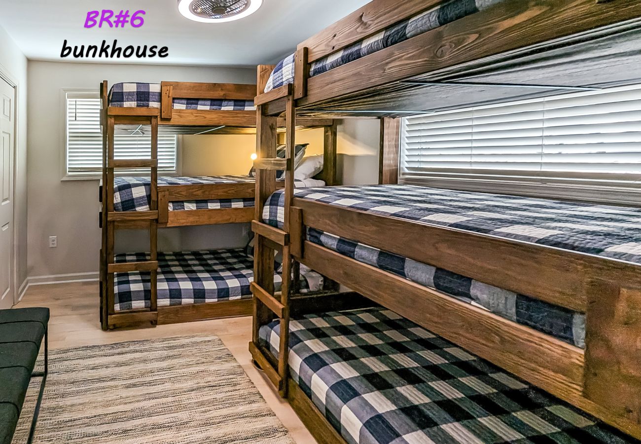 House in Clinton - Choctaw Bay Getaway ~ lakefront + pool