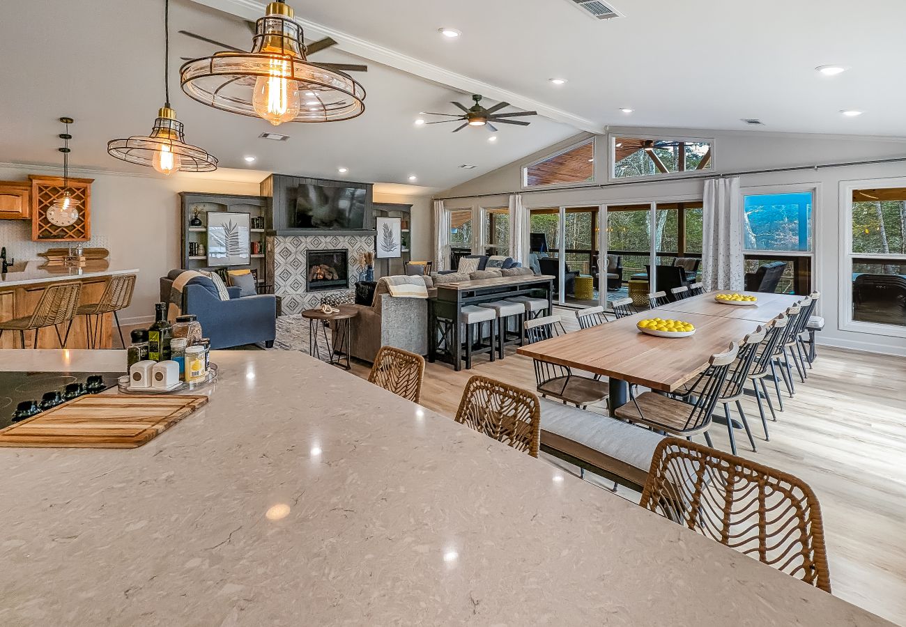 House in Clinton - Choctaw Bay Getaway ~ lakefront + pool