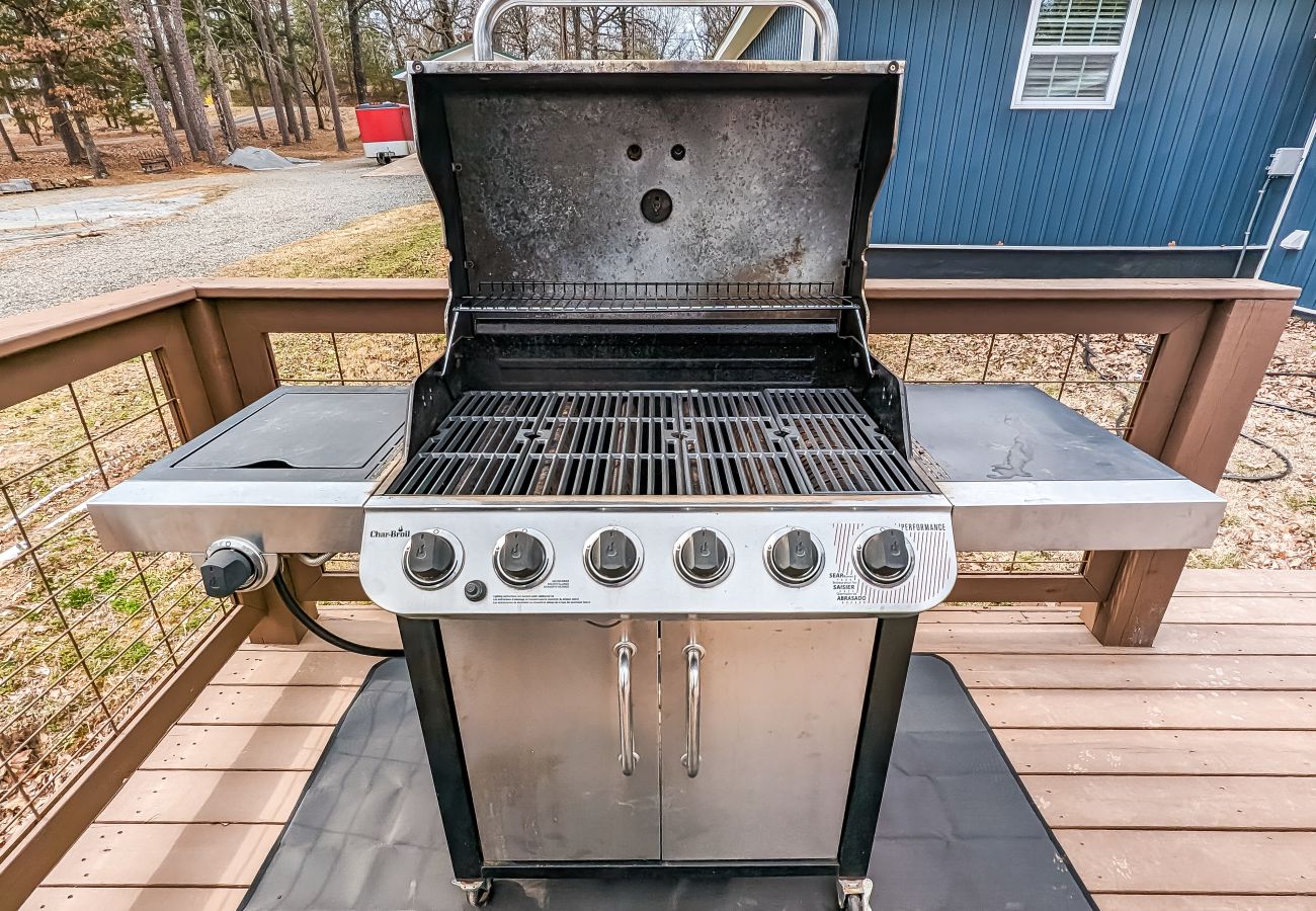 House in Clinton - Choctaw Bay Getaway ~ lakefront + pool