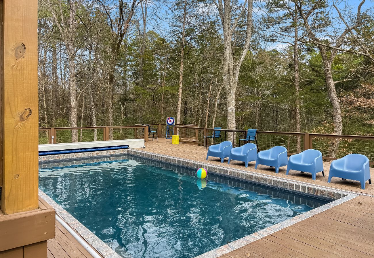 House in Clinton - Choctaw Bay Getaway ~ lakefront + pool