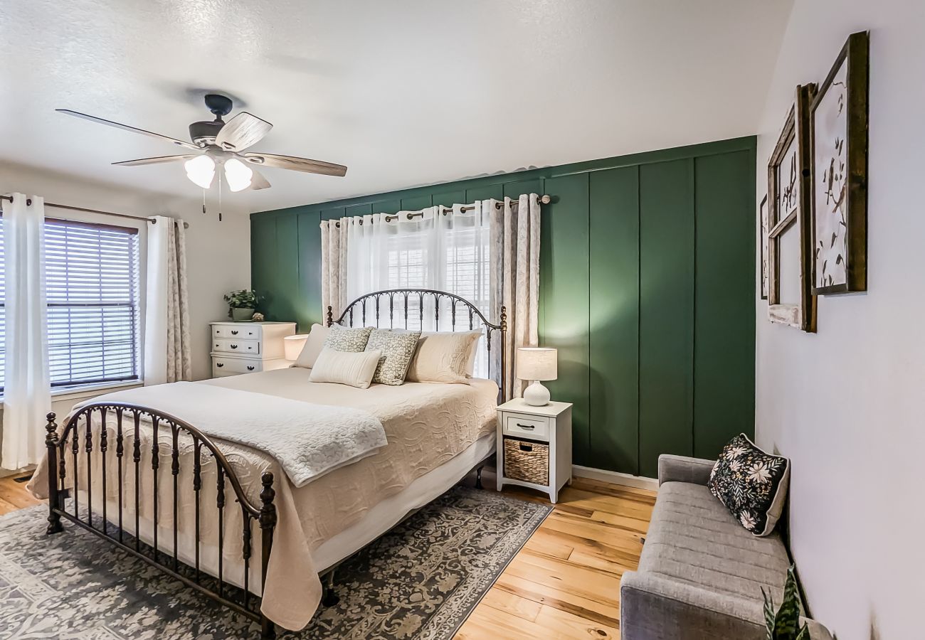 House in Mountain View - Mountainside Nest ~ with amazing views