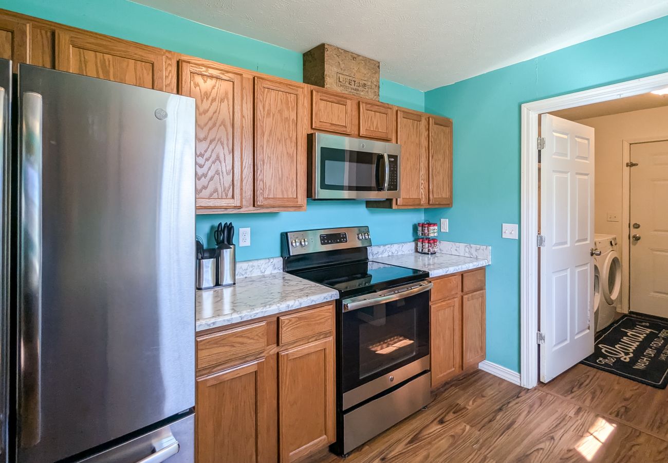 House in Mountain View - Sugar Hill Home ~ simple & quiet 3BR near town